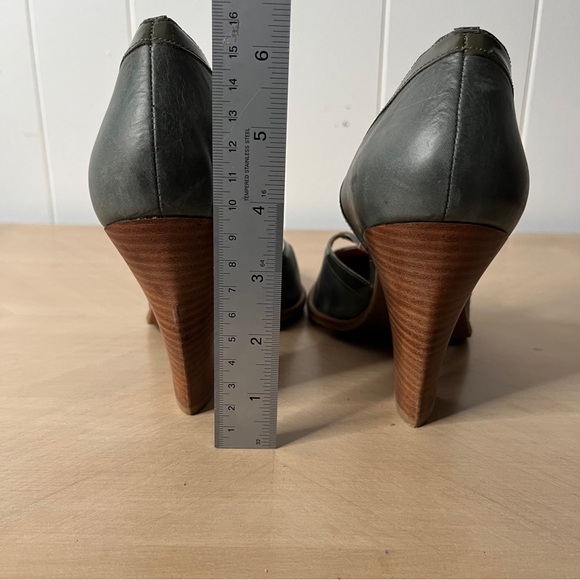 Miss Albright Retro Inspired Green Mary Jane Heels Cutouts Women's 10B - Picture 7 of 10